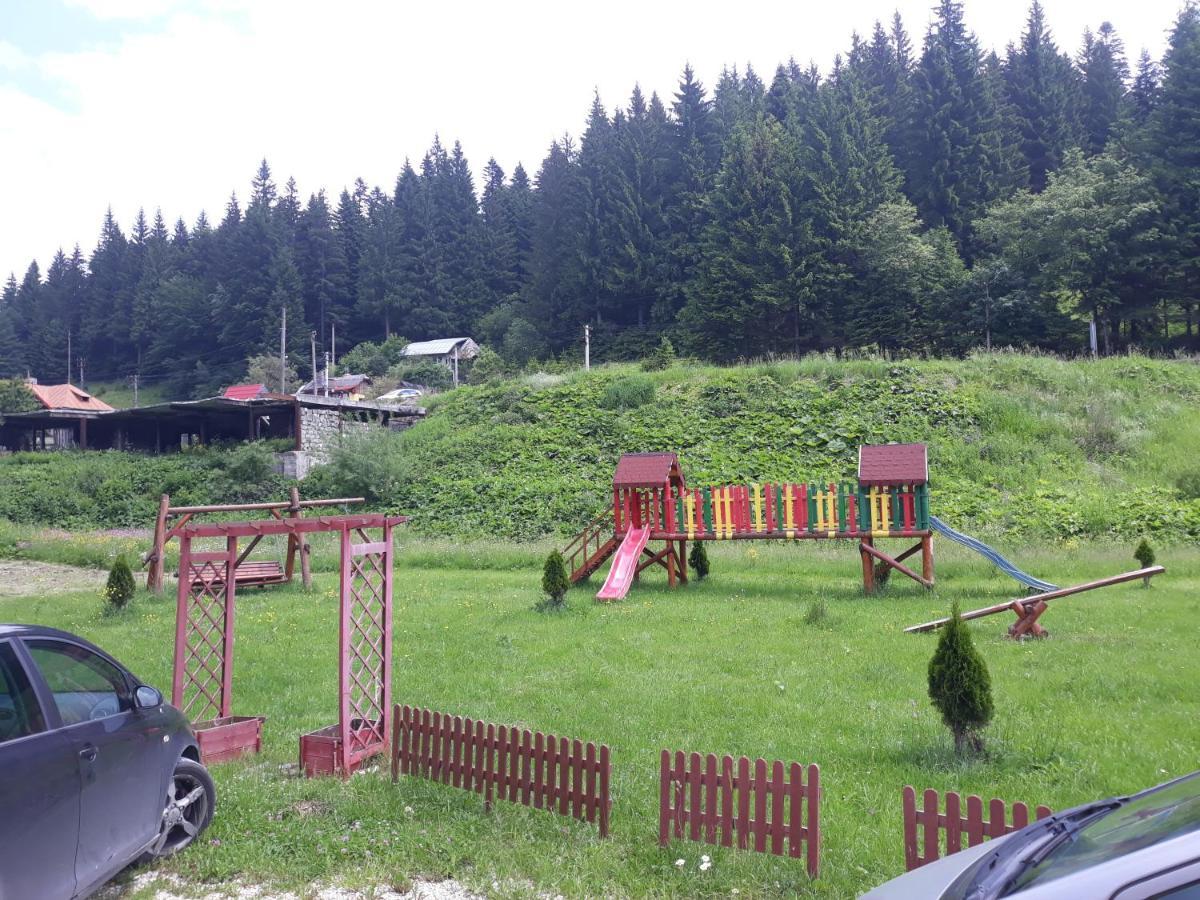 White Horse Predeal Exterior foto